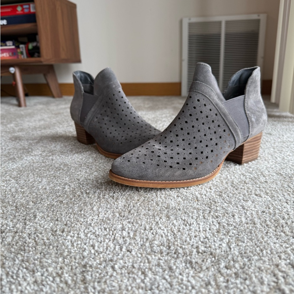 Earth Gray Suede Ankle Booties